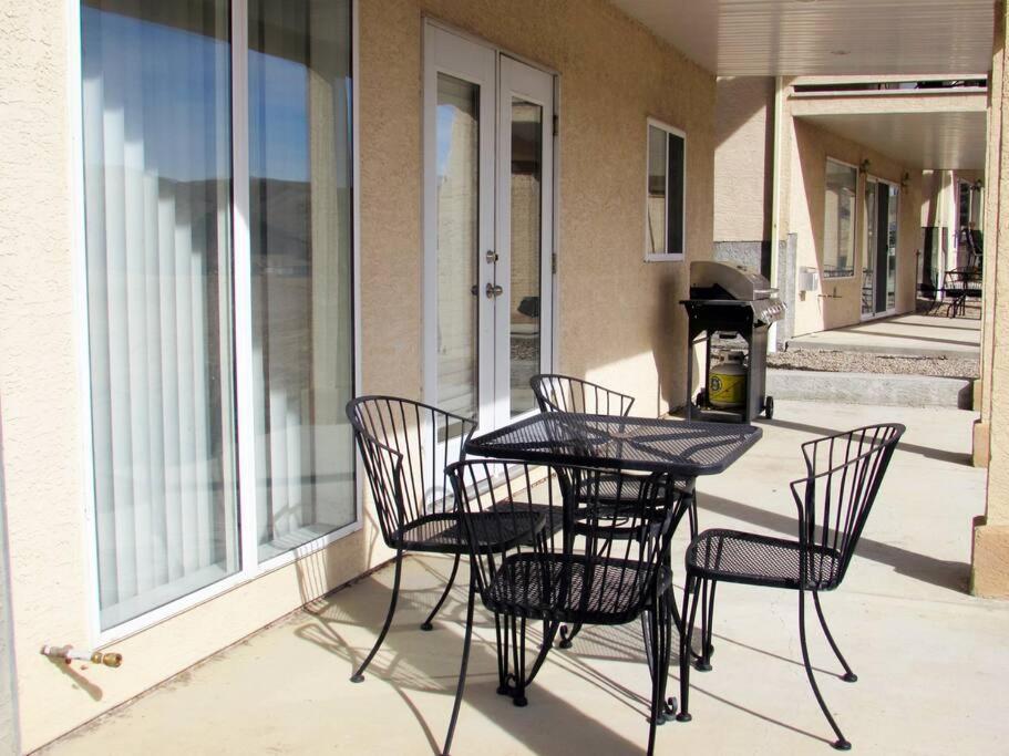 Paradise Canyon Golf Resort, Signature Walkout Condo 380 Lethbridge Exterior foto